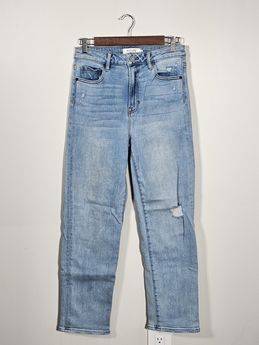Hidden High-Rise Straight Jeans in Light Blue Wash with Light Distressing Sz 28